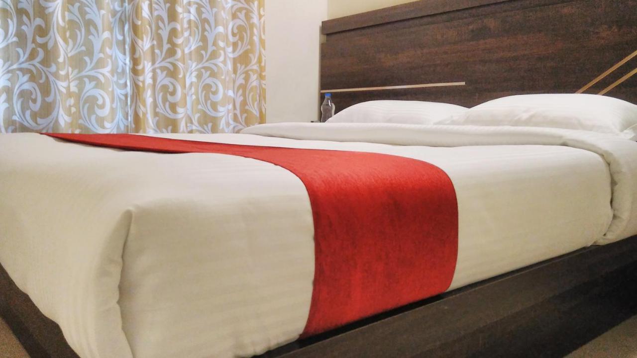 Bed and Breakfast Leeland Munnar Zewnętrze zdjęcie